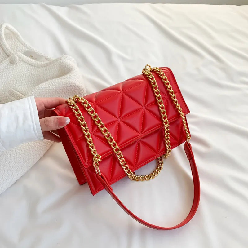 Bolsa Feminina Corrente Tiracolo Acolchoada